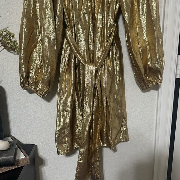 NWT ANTONIO MELANI Raffaella Metallic Split V-Long Sleeve Tie Waist Dress - Picture 8 of 8